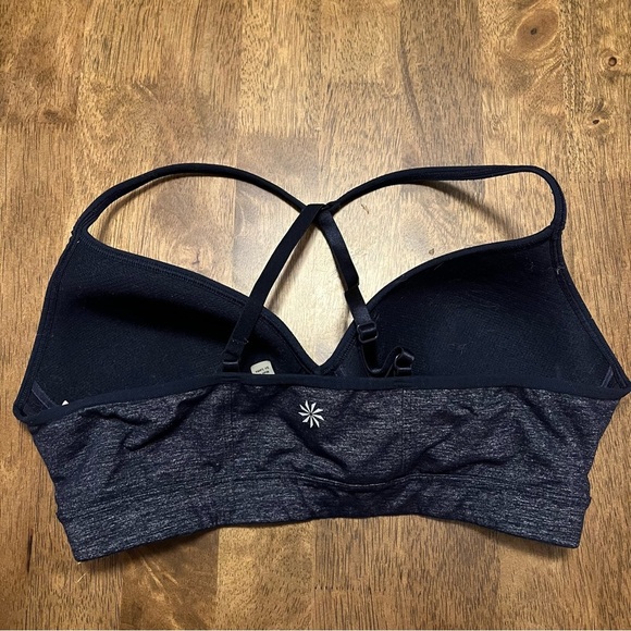 Athleta Quest Wherever Bra Size Large Navy Padded V Neck Comfy Athleisure - Picture 3 of 8